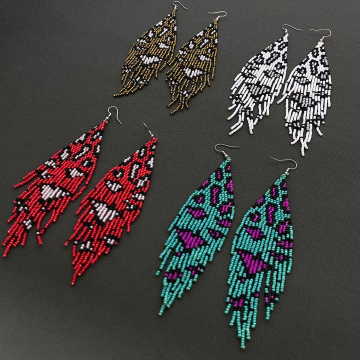 Mio Queena - Vendita all'ingrosso Orecchini con nappe - Orecchini con frange di perline a stampa leopardata - SB4