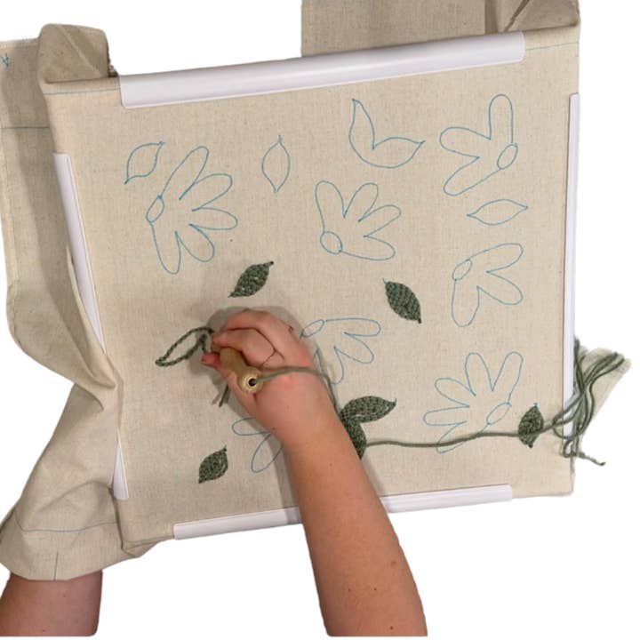 18"x18" Borduur- of Punch Needle Snap Frame voor wholesale door Plum Diddle