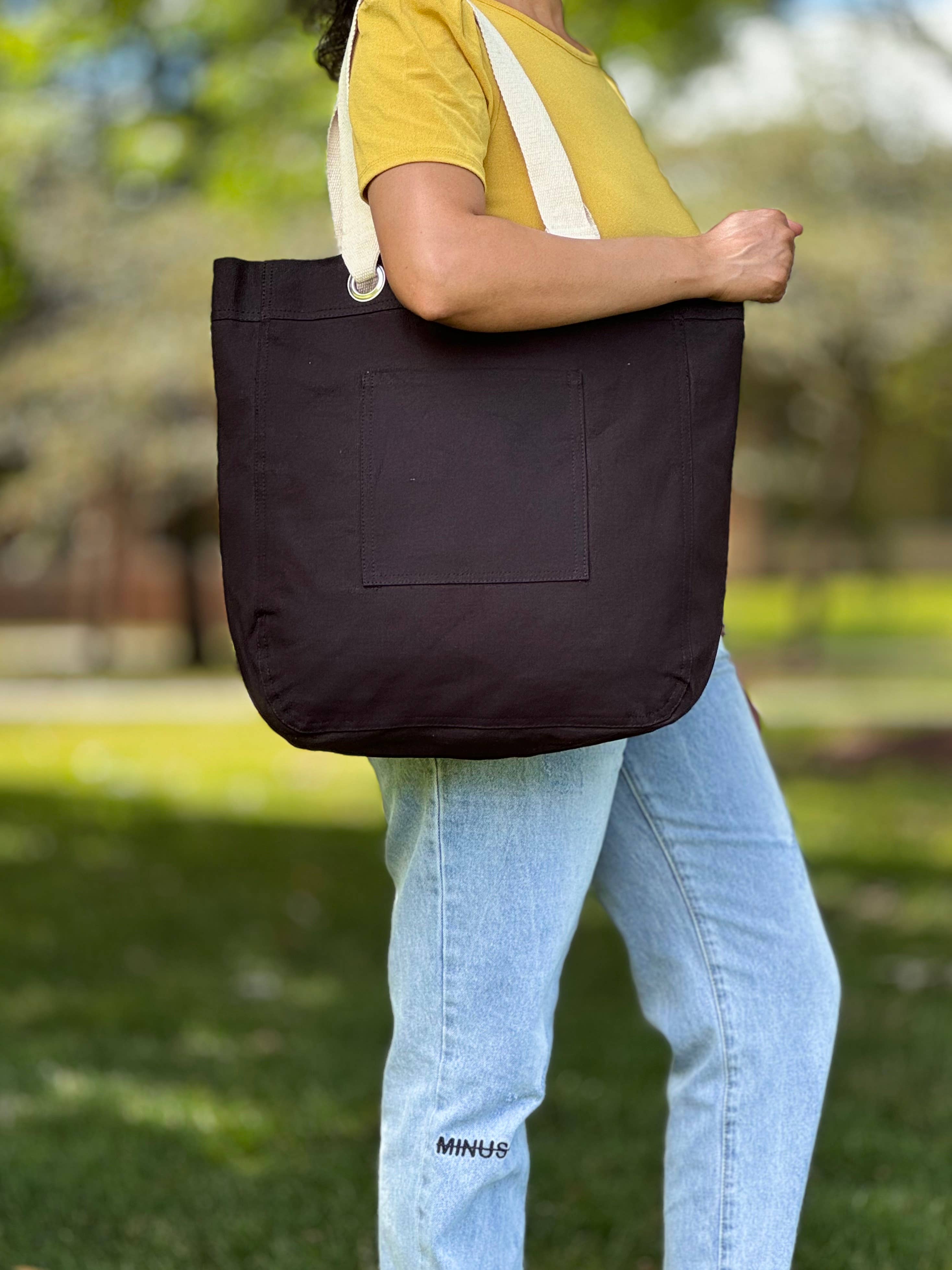 US Bags - Wholesale Tote Bag - Unisex - Commuter Canvas Tote Bag | Black Travel Gusseted Bookstore2