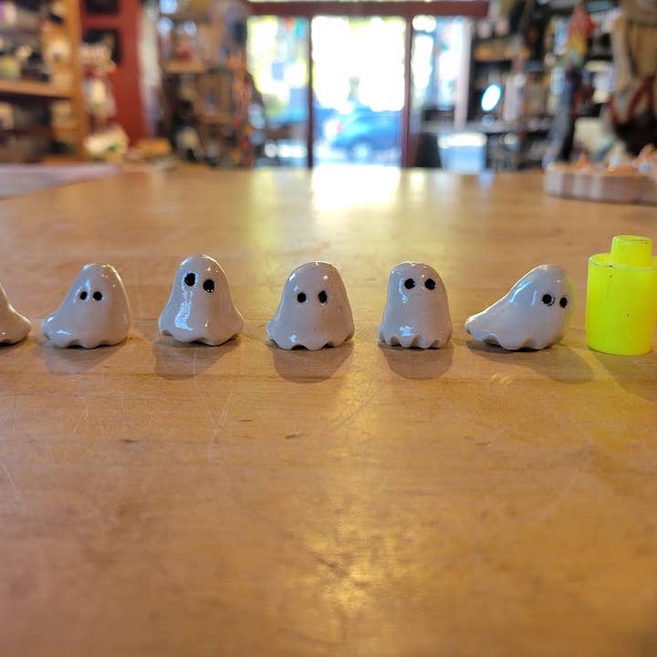 Little Traverse Tileworks - Wholesale Sculpture - Ghost
