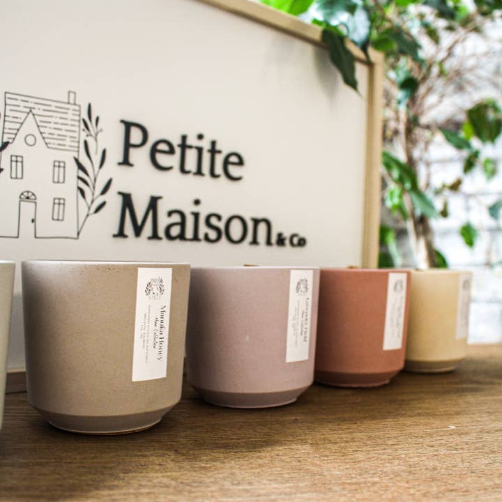 Petite Maison and Co. - Wholesale Jar/filled candle - Soy Candle Wax14
