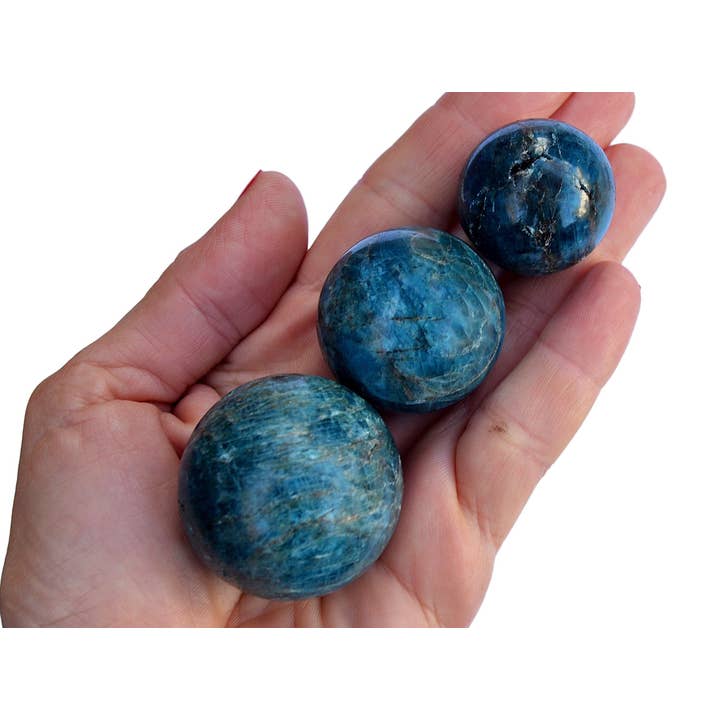 Kaia & Crystals – wholesale Spiritual stone/crystal – Blue Apatite Sphere Stone (25mm - 45mm) - Crystal Ball7