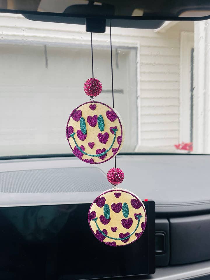 Heart Face Dangle Car Freshie for wholesale by Stay Fresh’ies Air Fresheners