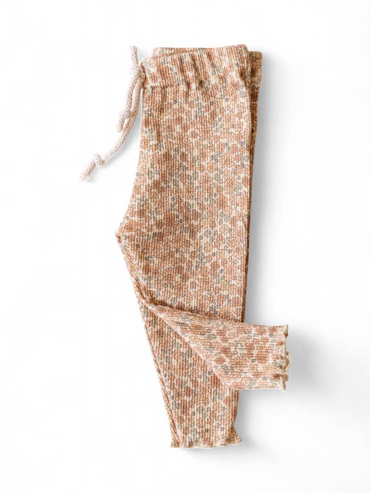 Leggings Canelados / Floral Pequeno - Pó por atacado de PETITE EvelinaApparel