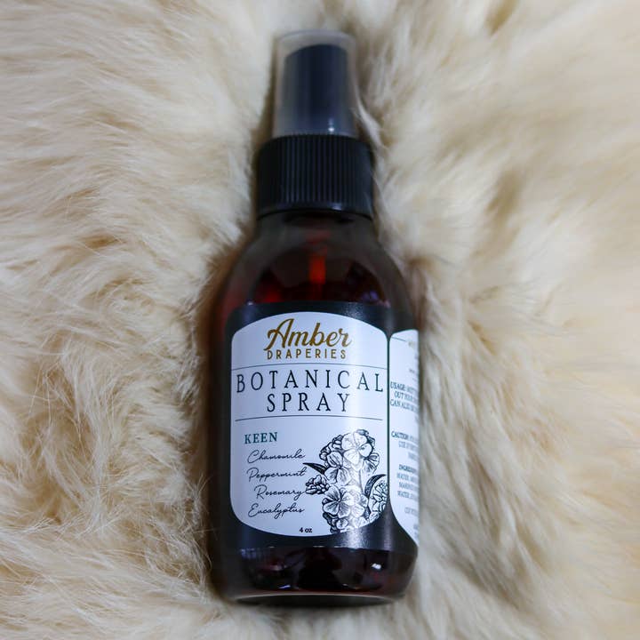 Keen Botanisk Spray for engroshandel hos Amber Draperies Inc.