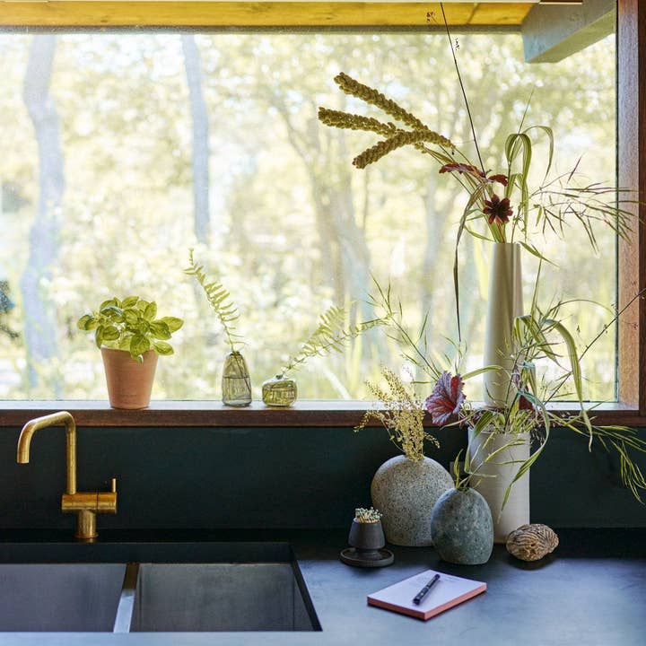 Bloomist - Wholesale Vase - Beach Stone Vase11