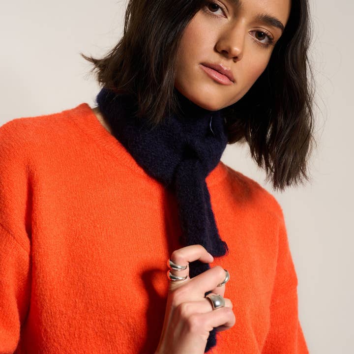 Callahan Knitwear - Wholesale Neck Gaiter/Snood - Women's - Neck Tie - Navy1