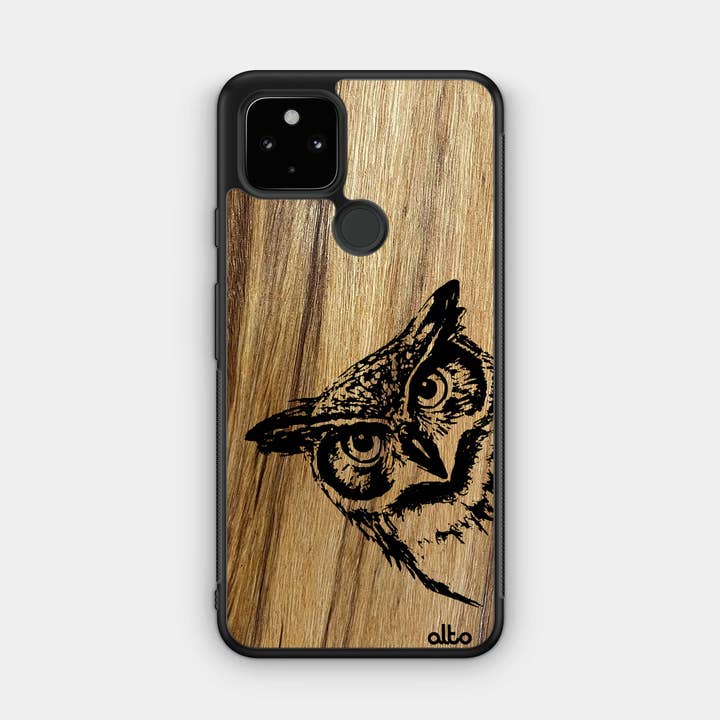 Coque Google Pixel en bois d'olivier Motif hibou pour la vente par Alto Collective