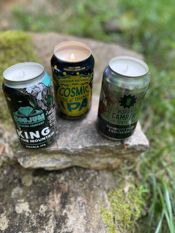 Candele a forma di lattina di birra per la vendita all'ingrosso da parte di Smoky Mountain Wildcraft