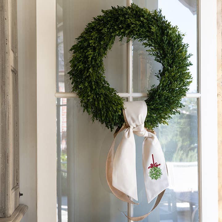 Fig & Dove - Wholesale Christmas Decoration - Mistletoe Wreath Sash1