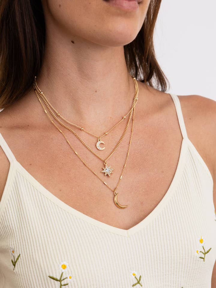 🌙⭐ Collana a strati celesti - Ciondoli a forma di luna e stella 🌜✨ per la vendita all'ingrosso da parte di Leto Accessories