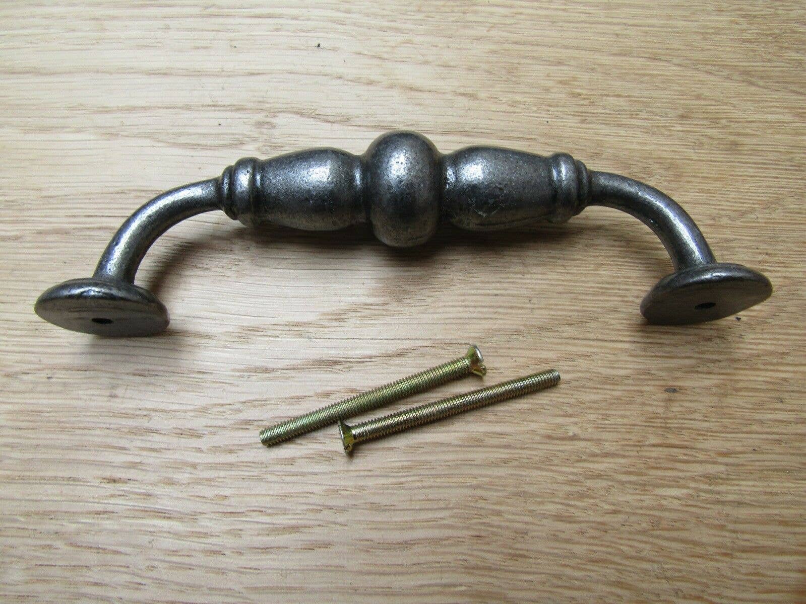 IronmongeryWorld - Wholesale Knob/Pull - Arcadia Cabinet Pull Handle0