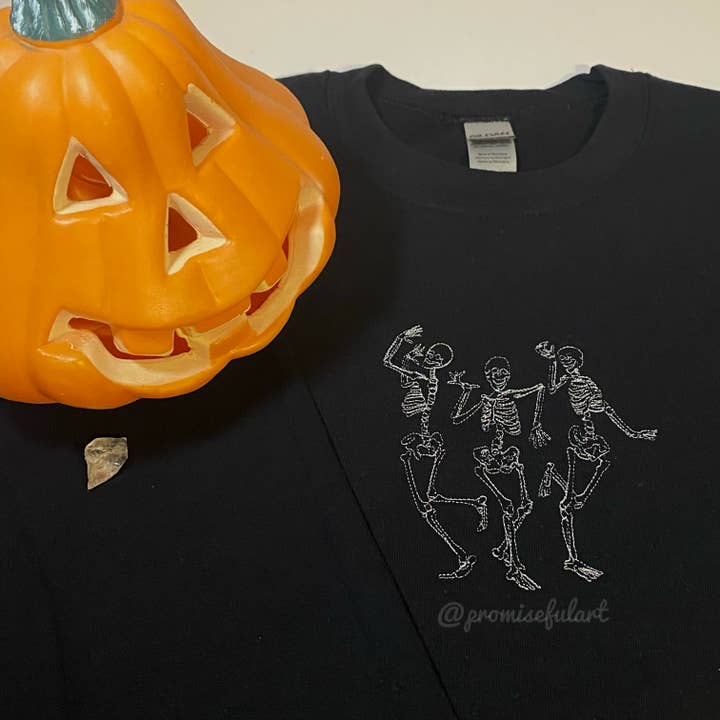 Encolure ras-du-cou brodée Dancing Skeletons pour la vente par Promiseful Art