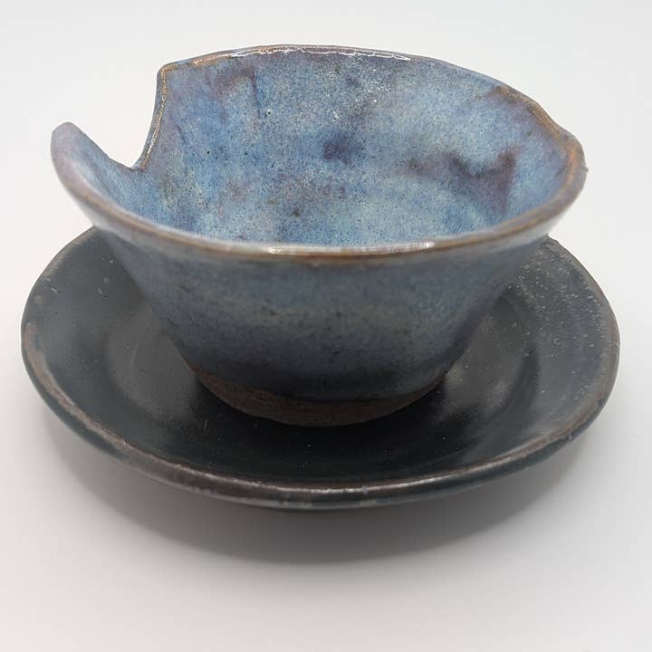 Chipped Tea Cup and Plate for wholesale by KULLI PARFUM