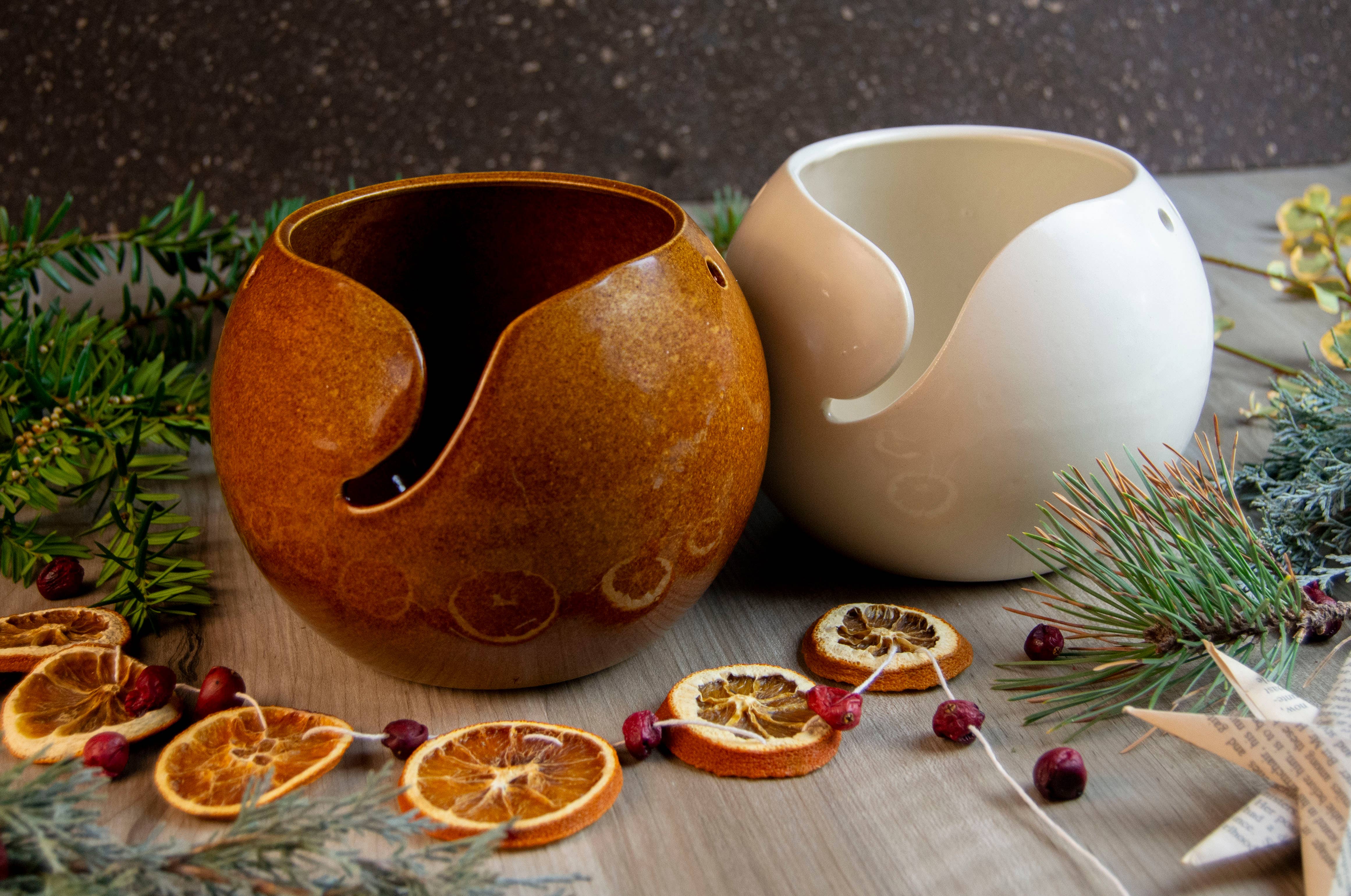 Cōppa Cōllaborative LLC - Wholesale Knitting/Crochet Supplies - Minimal Ceramic Yarn Bowl4