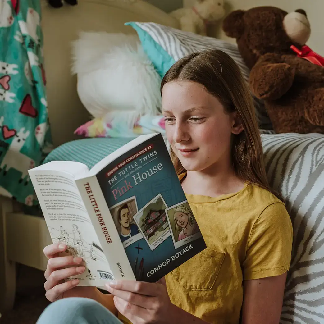 Tuttle Twins - Wholesale Display Book - The Tuttle Twins: Choose Your Consequence Combo Pack3