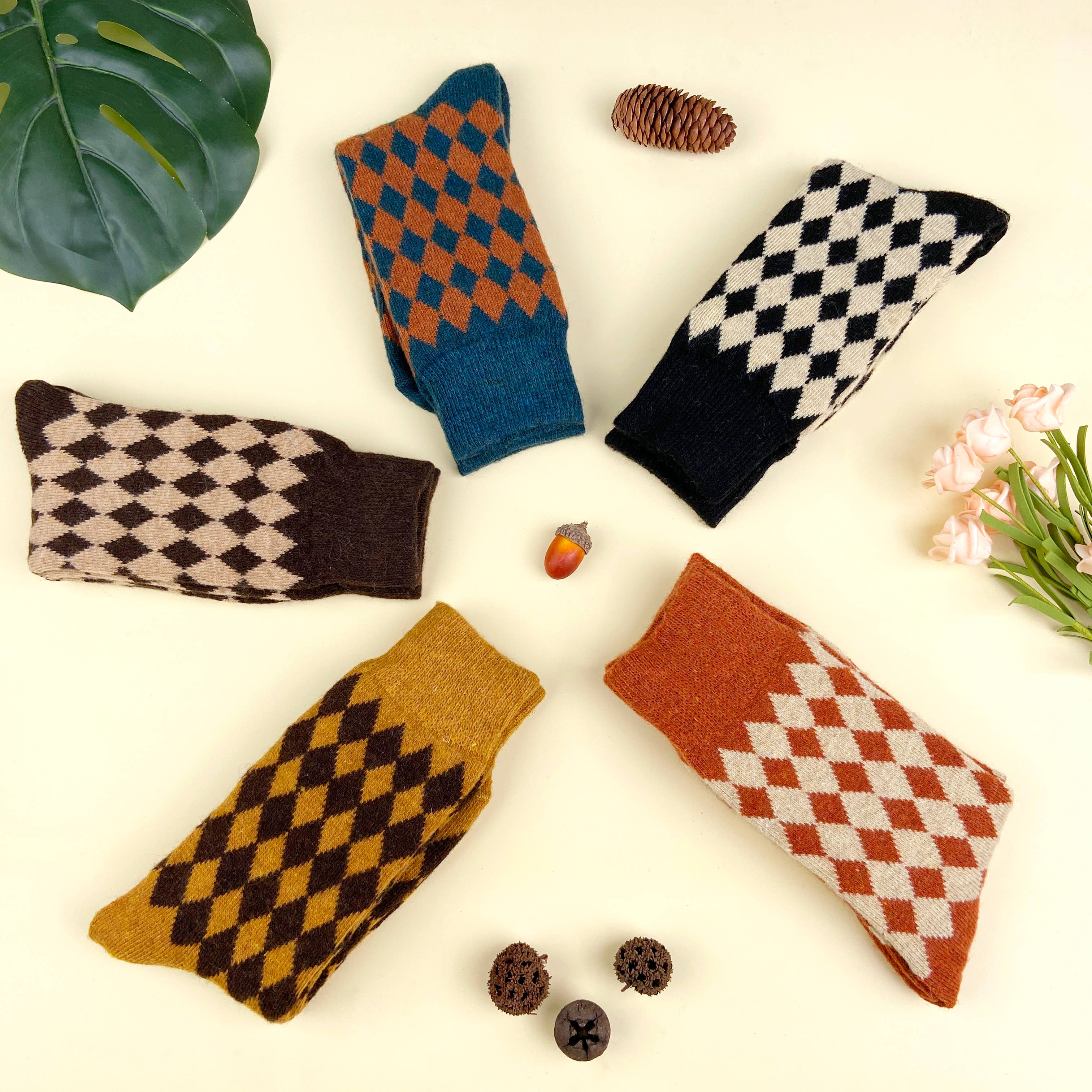 mildstyles - Wholesale Socks - Women's - 5PCS Thickened Cashmere Rhombus  Warm Socks6