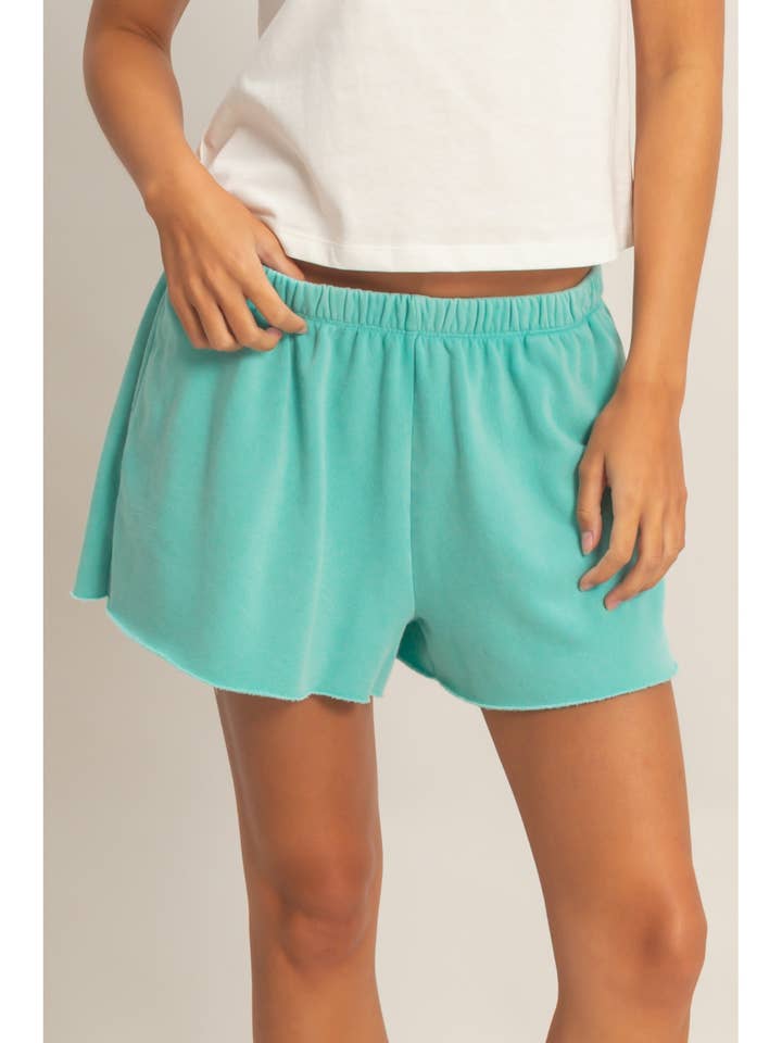 Pantaloncini in French Terry effetto minerale per la vendita all'ingrosso da parte di HYFVE