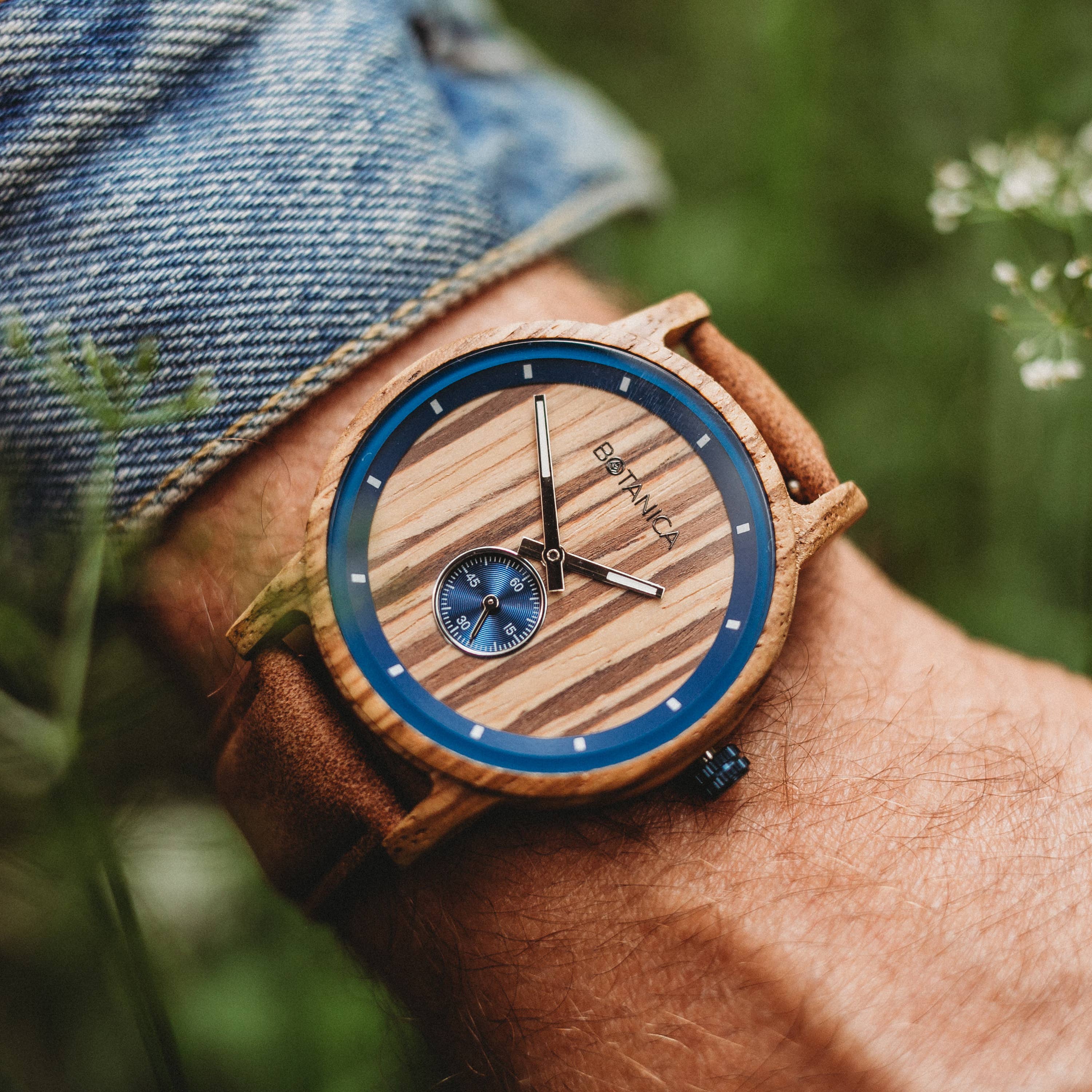 Bear Essentials - Wholesale Wrist Watch - Men's - Wooden Watch | Sycamore | 42mm Edition | Botanica Watches6