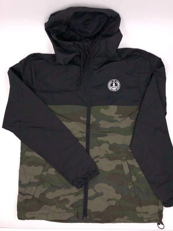 Veste coupe-vent North West Circle - Camouflage et noir pour la vente par Jacknut Apparel