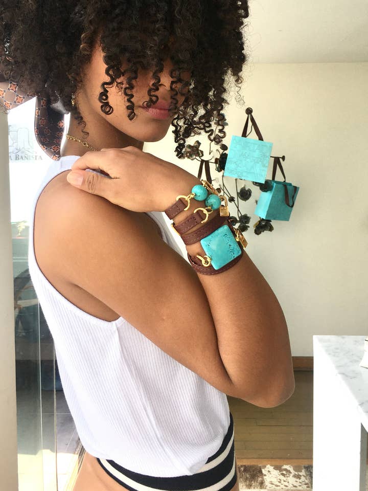 Pulseira Bundle com Pele Castanho e Pedras Turquesa por atacado de LALE