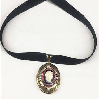Collier ras du cou médaillon Cameo N1522 pour la vente par Sweet Romance Jewelry