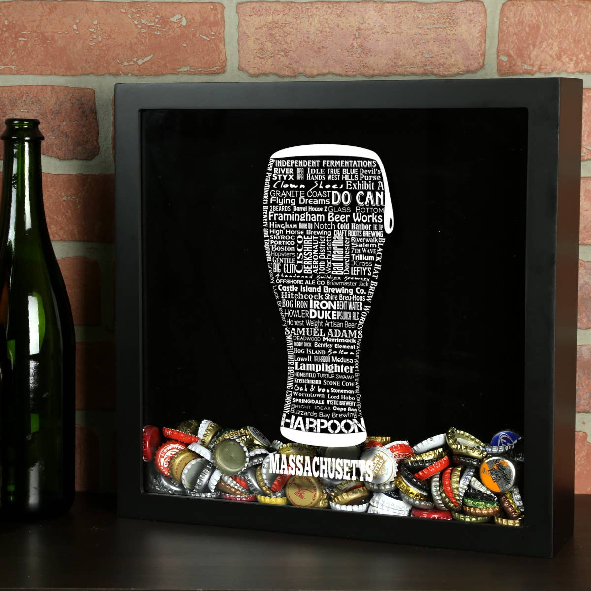 Torched Products - Vendita all'ingrosso Decorazione da parete 3D - State Beer Cap Shadow Box, nero, tipografia della birra artigianale93