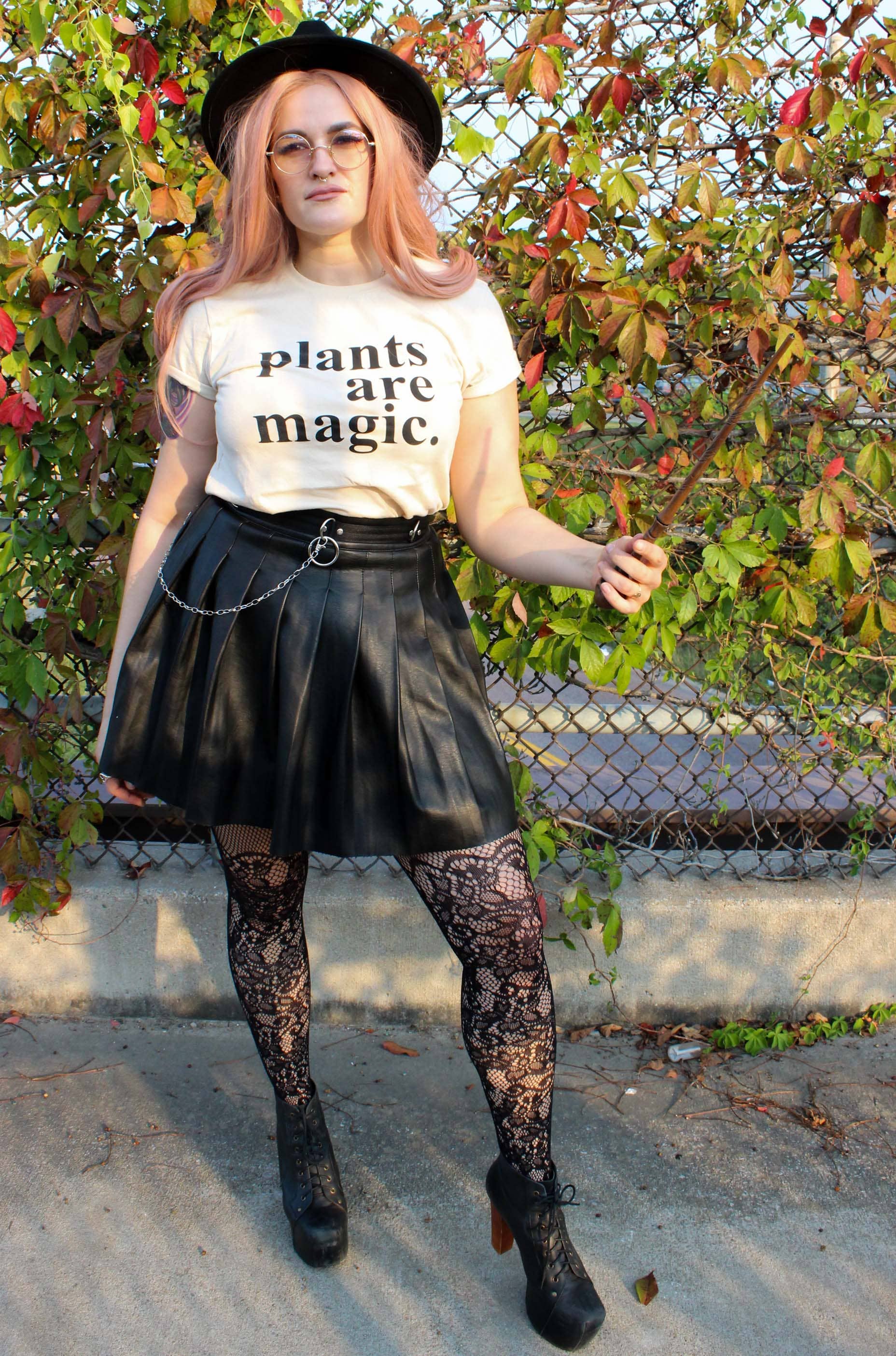 fløde Planter er Magic Shirt på creme for engroshandel på Faire3