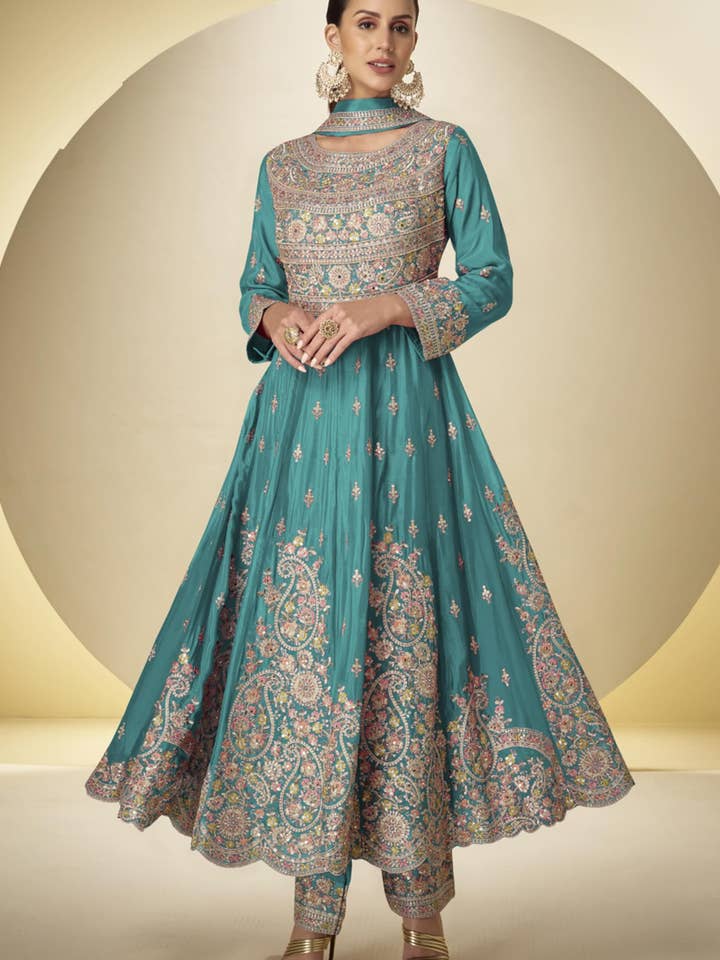 Teal Chinon Zijde Kameez Met Broek Voor Indiase & Pakistaanse Bruiloft Festival - Pailletten & Draad Borduurwerk voor wholesale door HATKE BRIDE