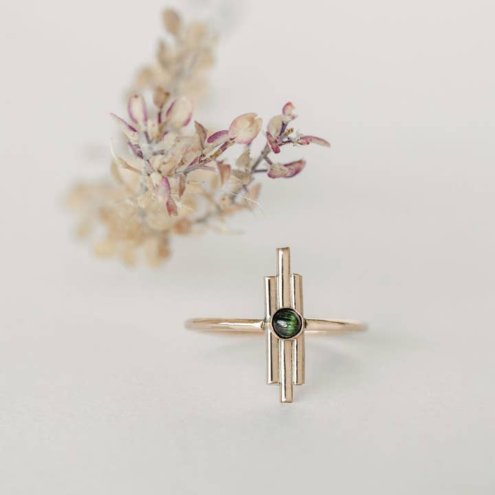 Guddommelig feminin skjold ring for engroshandel hos Pure Life Jewelry