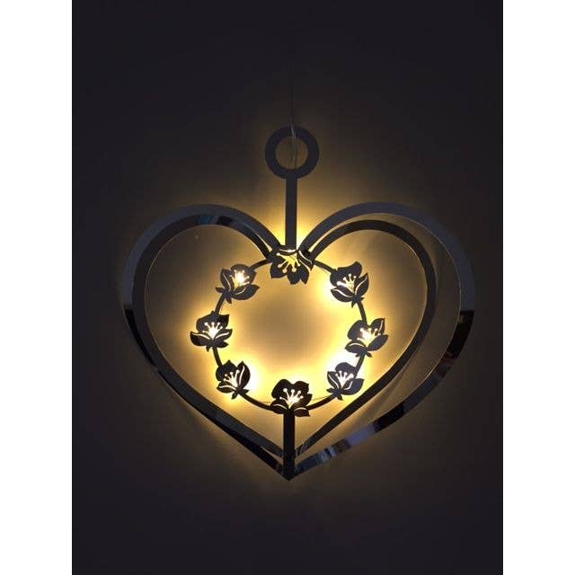 Jette Frölich Design – Großhandel Verzierung – Silberherz mit Blumenkranz und LED-Lichtern