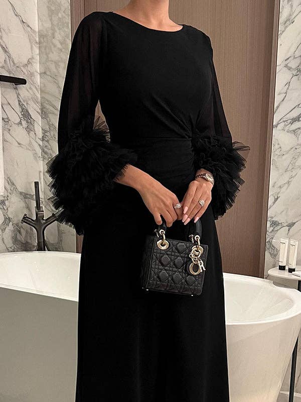 Plush Looks – wholesale Dress – Women's – Pleated Tie-Waist Flared Sleeve Maxi Dress4