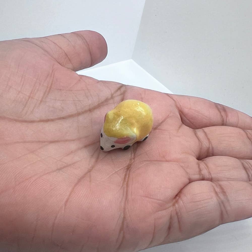 VIE - Wholesale Decorative Figurine - Mini Ceramic Figurine, Assorted Colour, Approx. 2cm110