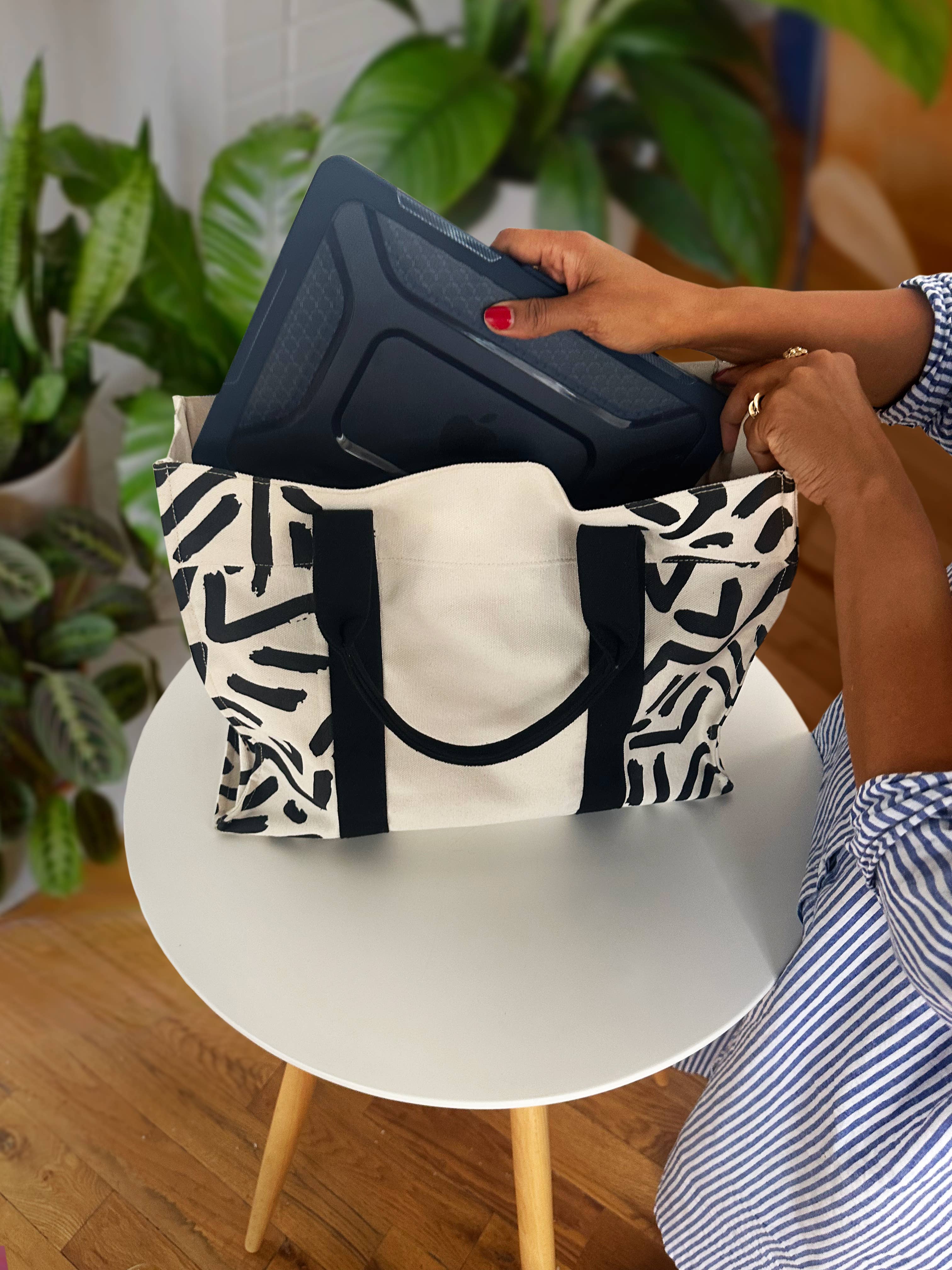 FOLKUS - Wholesale Tote Bag - Women's - Jude Canvas Tote Bag1