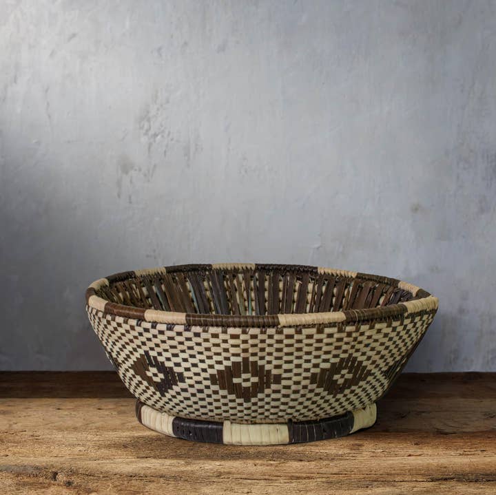 ArtisanalEmporiumLLC - Wholesale Fruit Basket - Brown Jupiter - Fruit & Vegetable Bowl Basket 7-inch 0