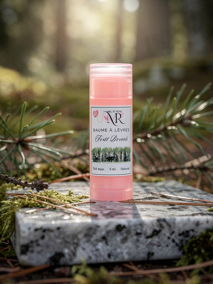 Baume à lèvres naturel – Forêt Boréale pour la vente par Miel et Rose