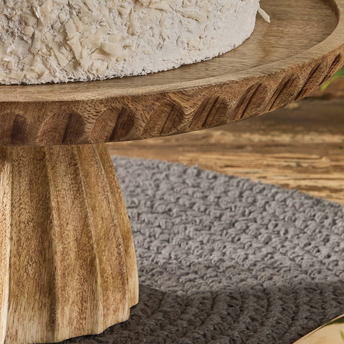 Split P - Wholesale Cake Stand - Fluted Wood Cake Stand2