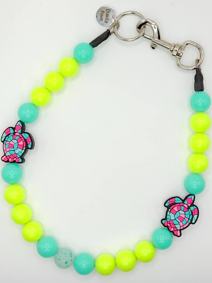 Lagune Néon | Collier pour Chien en Perles pour la vente par Dainty Paws