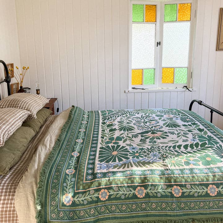 Salty Aura - Wholesale Area rug - The Dahlia Green Rug13