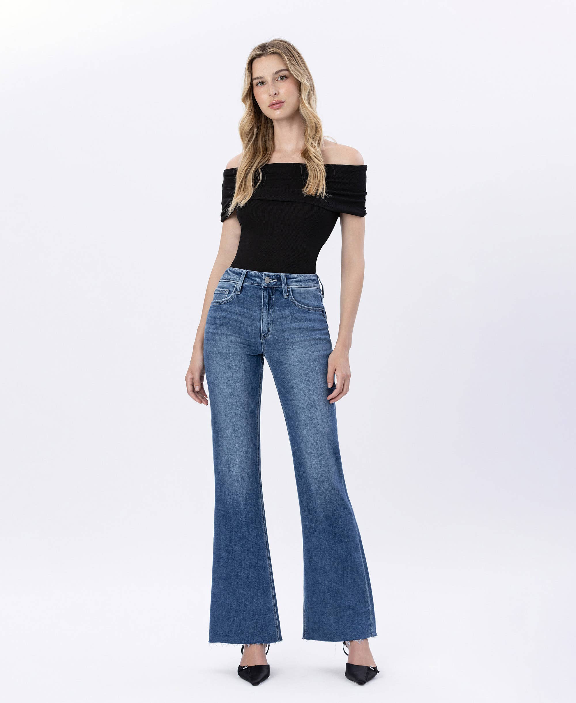 HAIL HIGH RISE RAW HEM RELAXED FLARE JEANS T6470 for wholesale on Faire5
