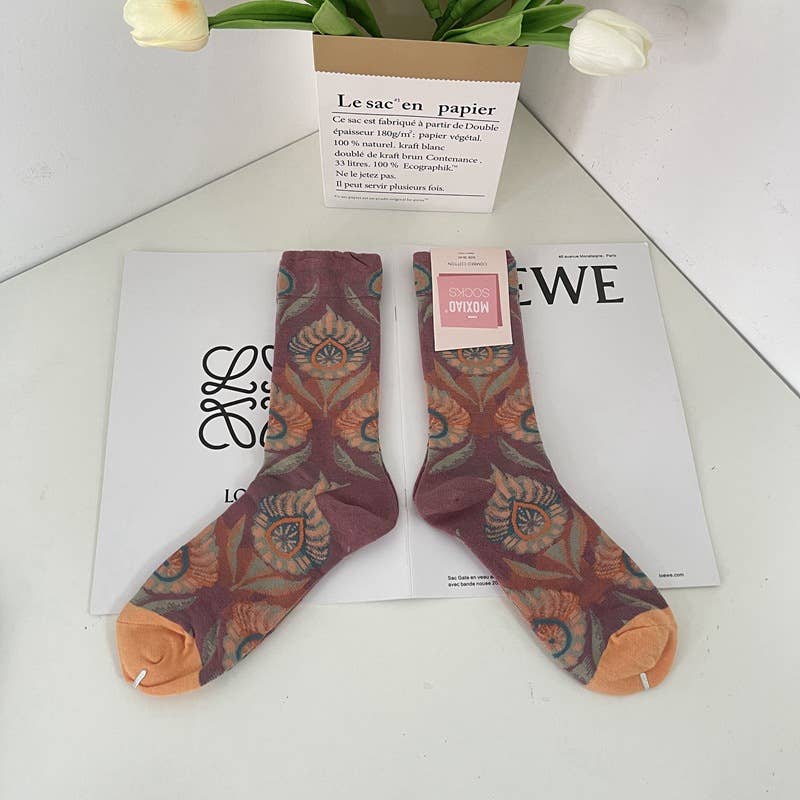 Tourtiwi - Wholesale Socks - Unisex - Retro Art Abstract Print Mid-Calf Socks2