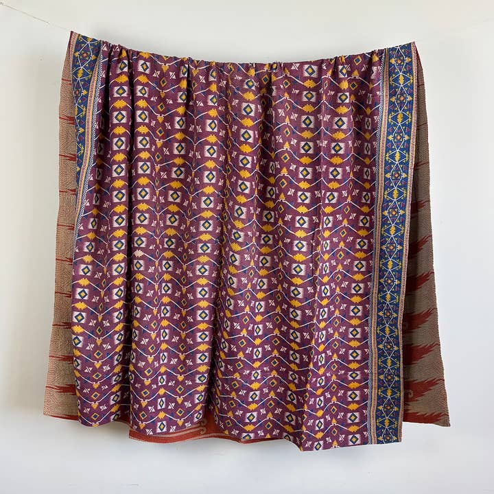 Kantha vintage #11 unique piece 145 x 226 cm for wholesale by Maison Lilo