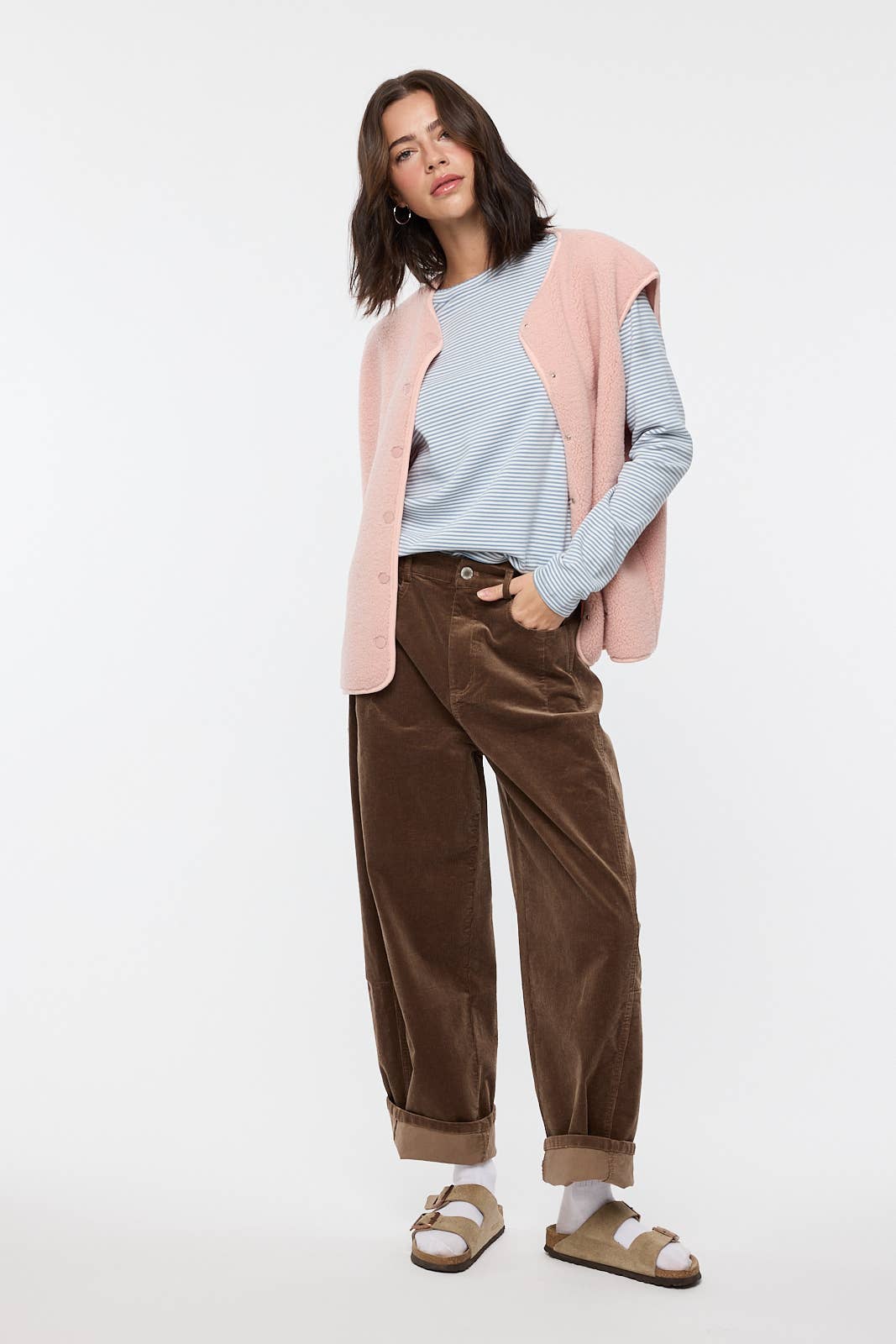 Wishlist Apparel - Wholesale Outerwear Vest - Women's - SHERPA VEST / WL25-106251