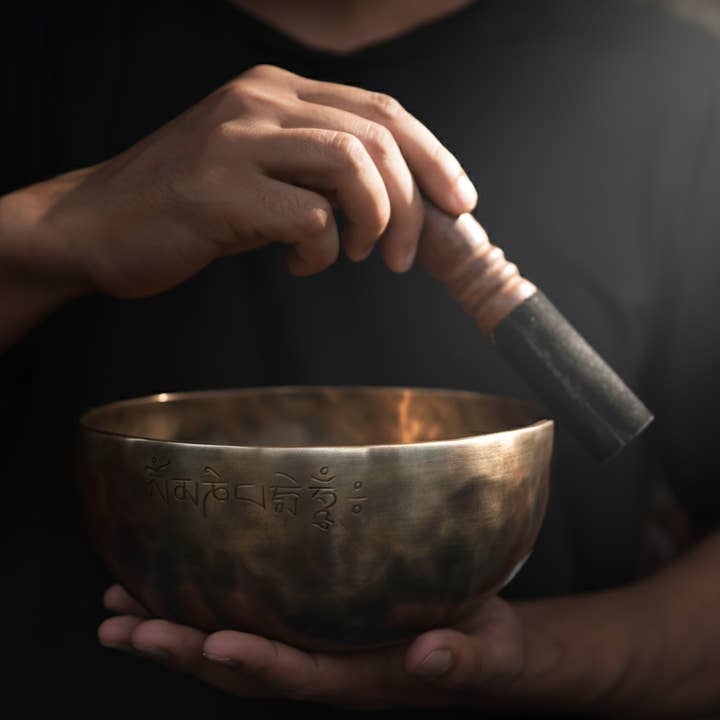 Fullmåne tibetansk sjungskål för wholesale av Art Of Tibet