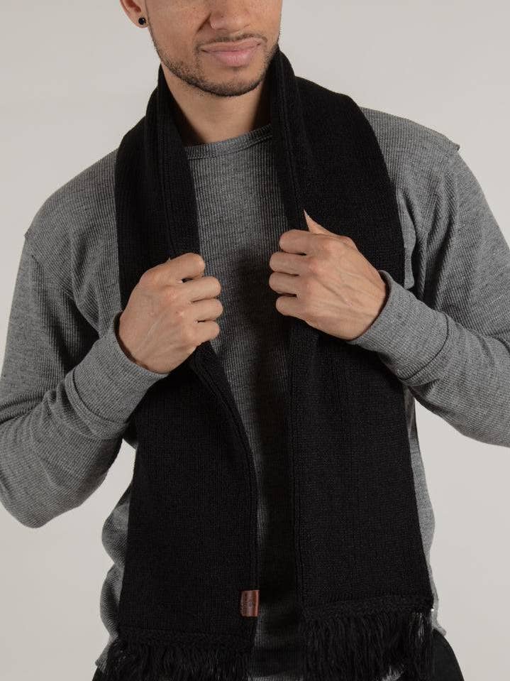 Ensemble Longford noir pour la vente par Wolfe Co. Apparel and Goods®