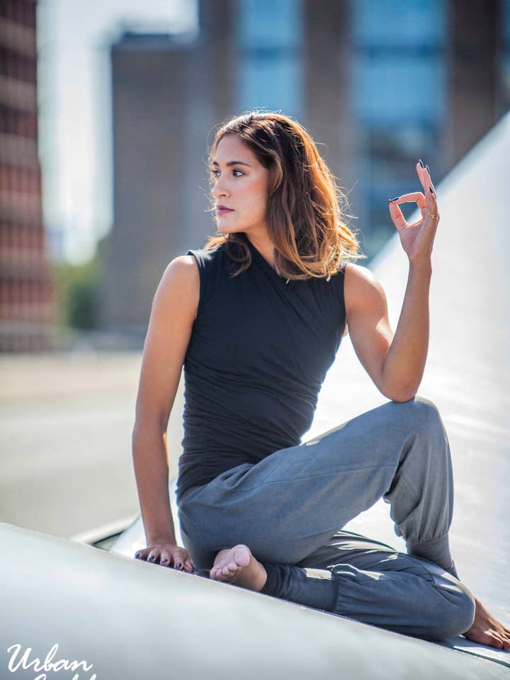 Urban Goddess - Wholesale Athletic Pants - Women's - Yoga pants Dakini - Off Black4