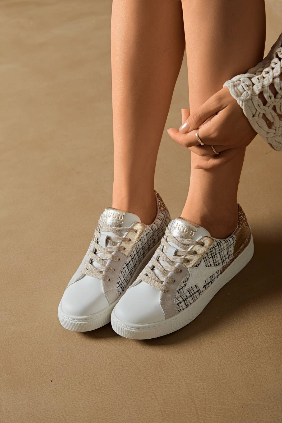 ERYNN - Wholesale Lifestyle Sneakers - Women's - lace-up sneakers - Mylie2