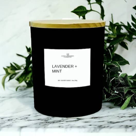 Lucky Horseshoe Candle Co. - Venta al por mayor Velas en tarros - Vela de lavanda, menta, soja y coco, 10 oz, tarro negro mate