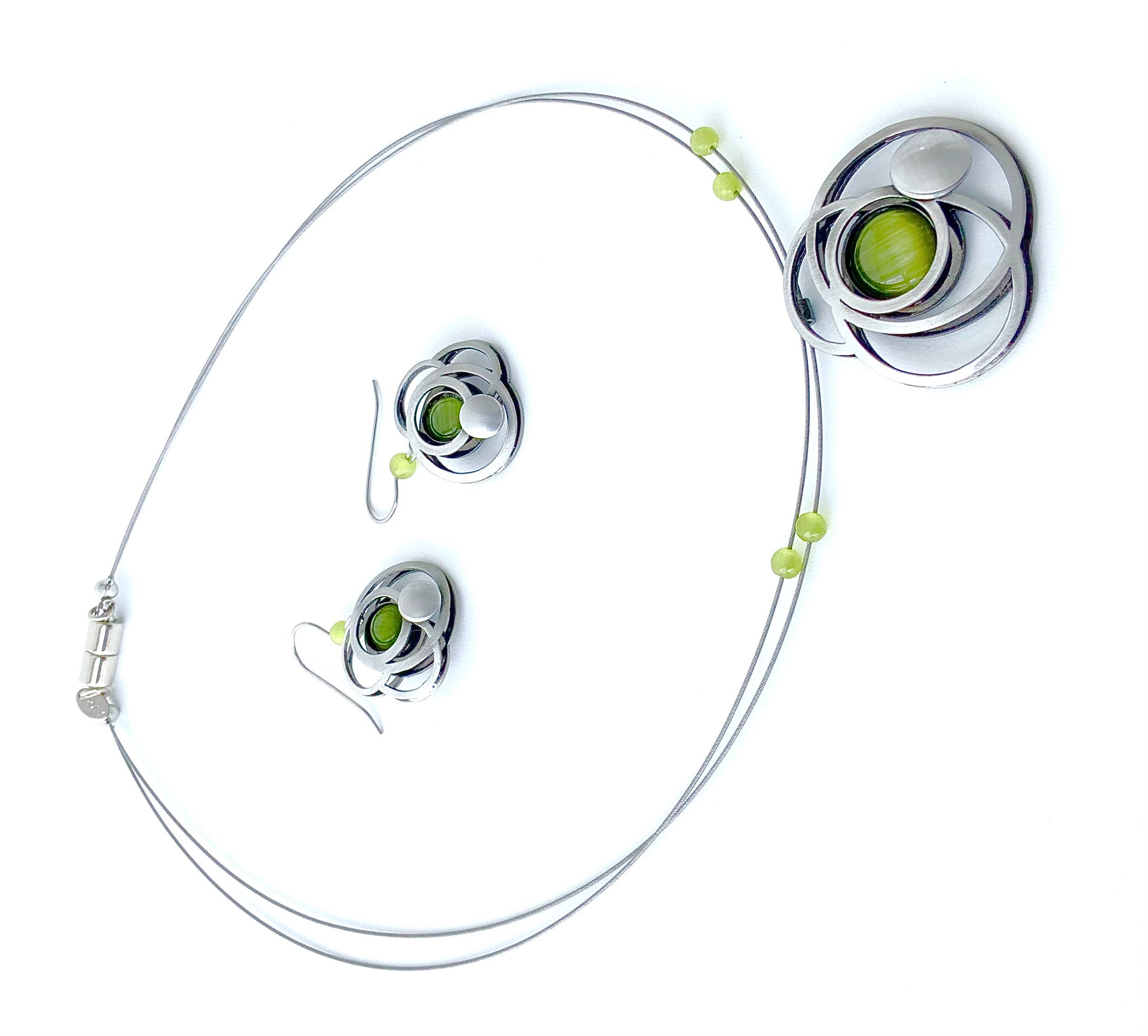 Christophe Poly / Crono Design - Vente Parures de bijoux - ENSEMBLES Préemballés (DFY1) - 6xColliers17'' & Ensembles d'Oreilles & Présentoirs Gratuits30