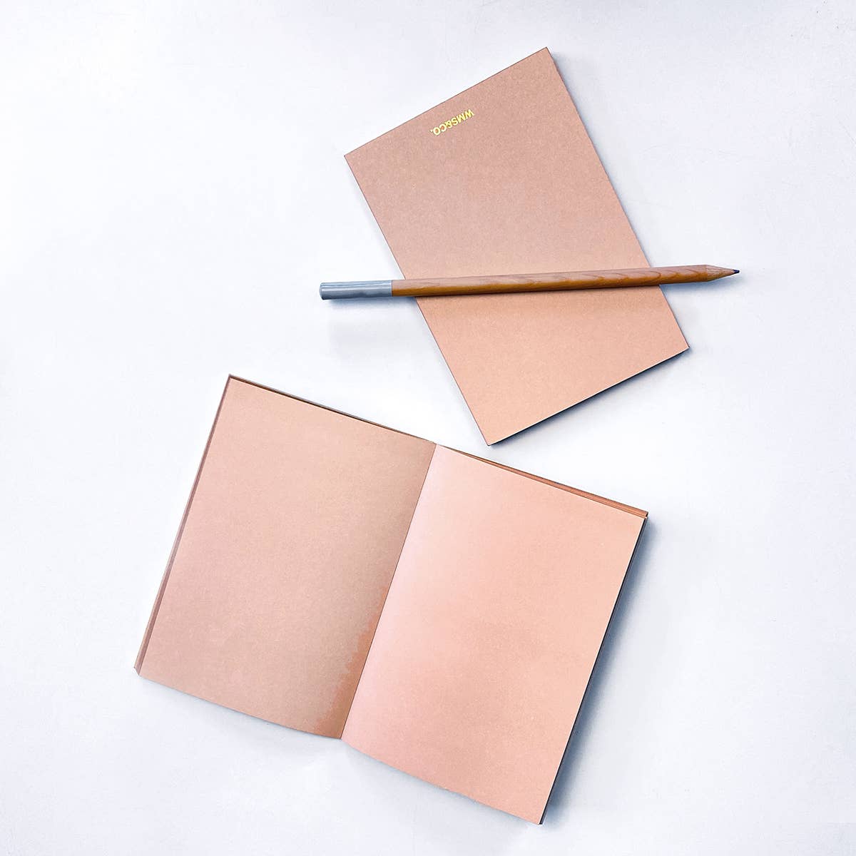 Wms&Co. - Vente Cahiers - Blush Jotters avec bord doré (lot de 2)1